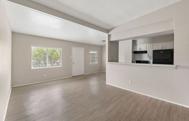 2 beds, 2 baths, 982 sqft, $1,099, Unit 218