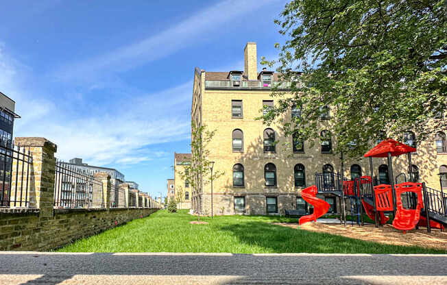Stonehouse Square Apartments in Minneapolis