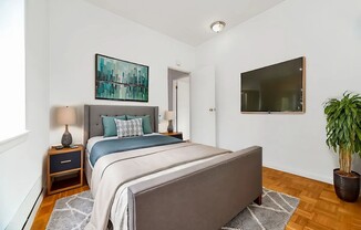 4 beds, 1 bath, $7,750, Unit 5E