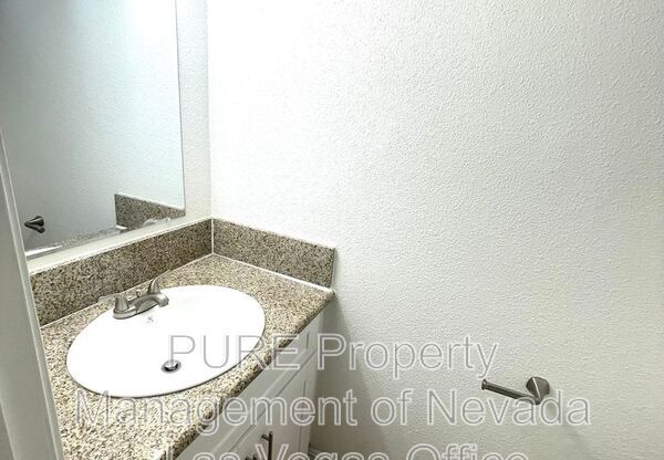 3512 RIO ROBLES