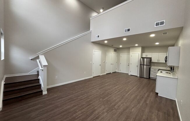 1 bed, 1.5 baths, 941 sqft, $1,745, Unit 220 - L1028 LOFT