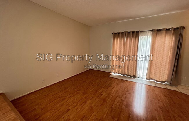10480 SUNLAND BLVD
