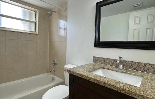 2 beds, 1 bath, $1,895, Unit 118