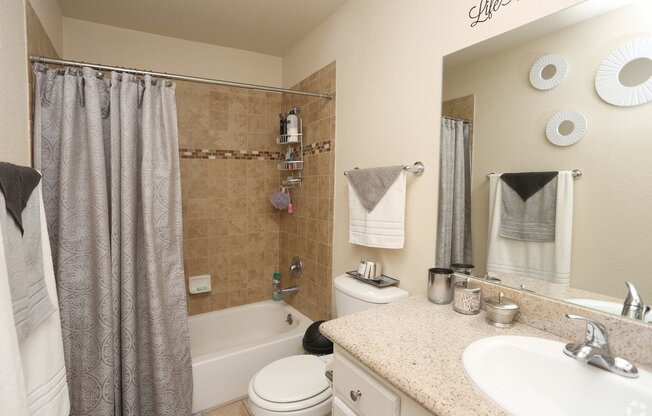 1 bed, 1 bath, $1,395, Unit 168