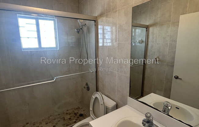 3 beds, 2 baths, 1,894 sqft, $2,695