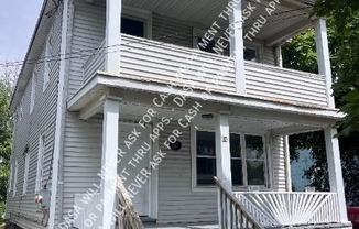 64 WYANDOTTE AVE