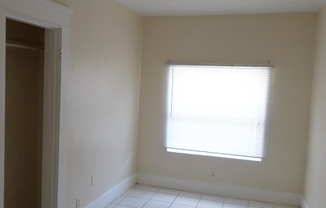 3 beds, 1 bath, $1,495