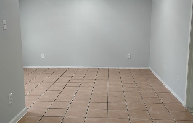 Long Point Plaza Apartments - Spring Branch Best Location & ALL BILL PAID