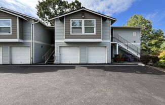 Charming Studio Condo in Portland!! Located in Bethany Village w/ Washer + Dryer Included!!
