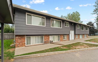 3223 N 7 ST