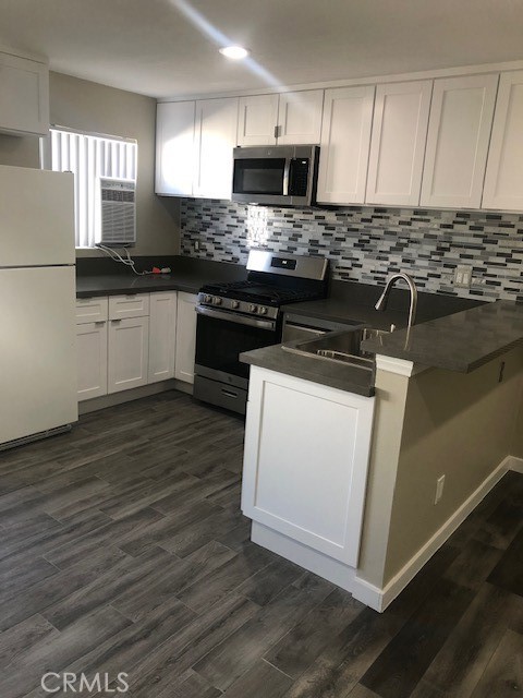 1 bed, 1 bath, 661 sqft, $1,800, Unit 332