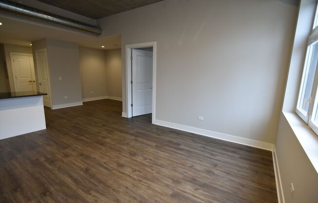 1 bed, 1 bath, 642 sqft, $3,300, Unit 3833-620