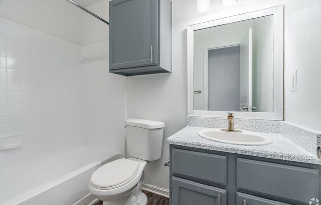 2 beds, 1 bath, 756 sqft, $899, Unit 1508