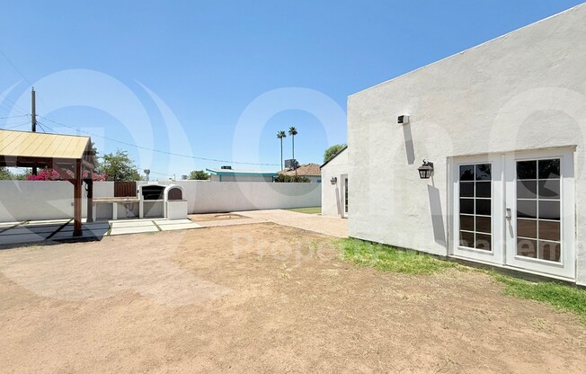 2607 W SAN MIGUEL AVE