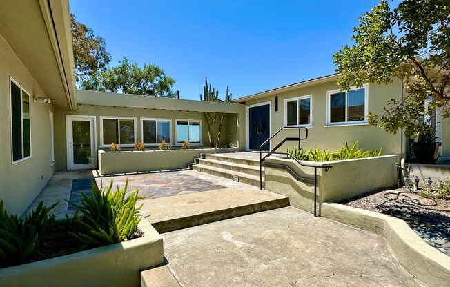 House On Top of the Hill with Gorgeous 360 Views, Tons of Square Footage and Pool w/Large Sundeck