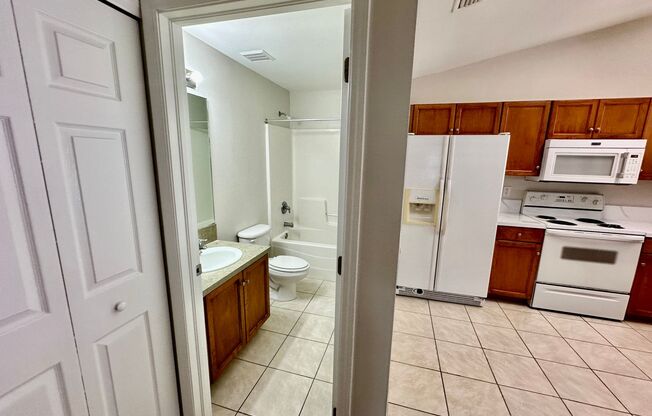 Lehigh Acres, FL 2 Bedroom with a Den, 2 Bathroom, 1 Car Garage Duplex!