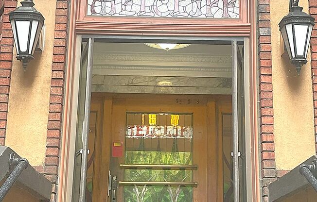 Melcliff Apartments