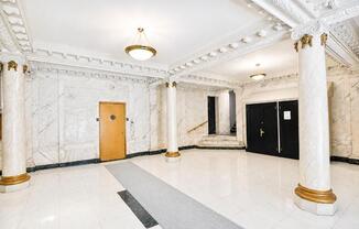 225 CENTRAL PARK N
