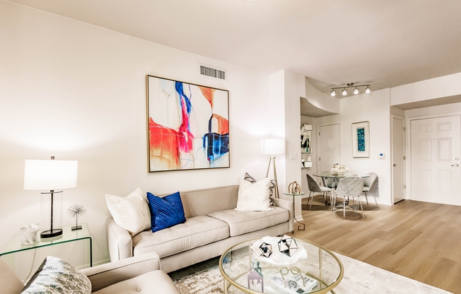 2 beds, 2 baths, 1,100 sqft, $3,285