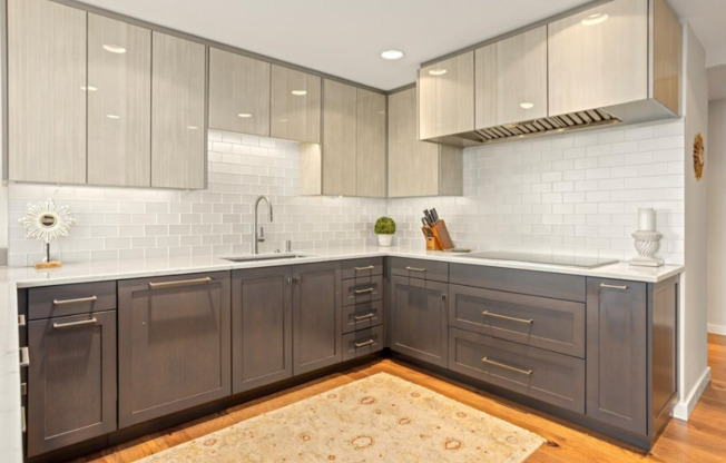 3 beds, 2 baths, $5,750, Unit # 1742