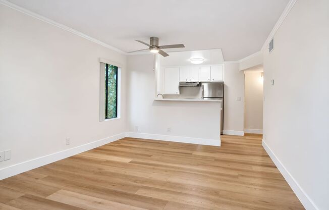 1 bed, 1 bath, 700 sqft, $2,150, Unit Unit 208