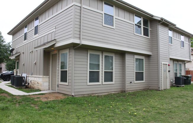 2219 Katy Lane