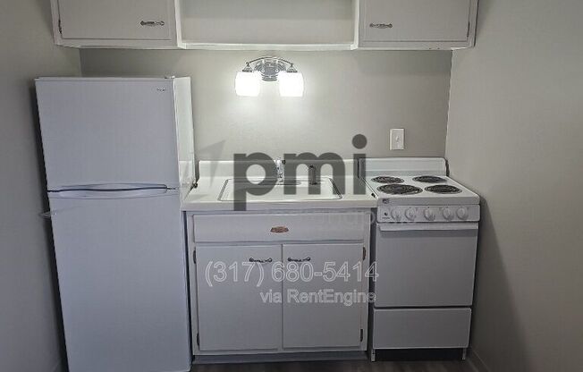 Studio, 1 bath, $595, Unit 14