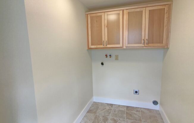 2 beds, 1 bath, $1,800