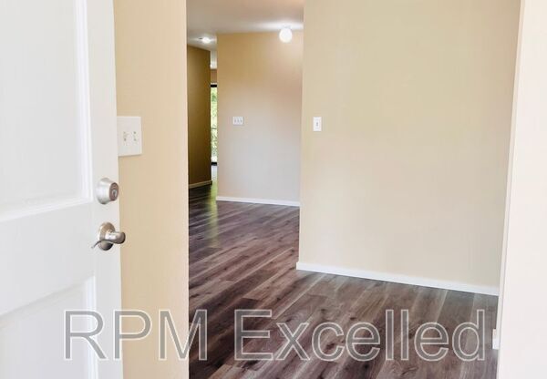 27432 124 PL SE