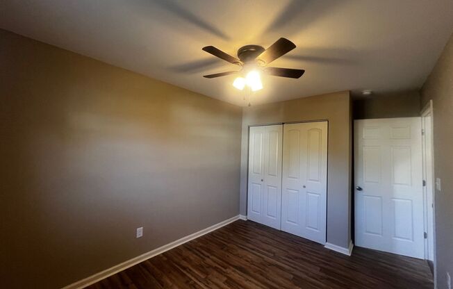 3 beds, 2 baths, $1,200