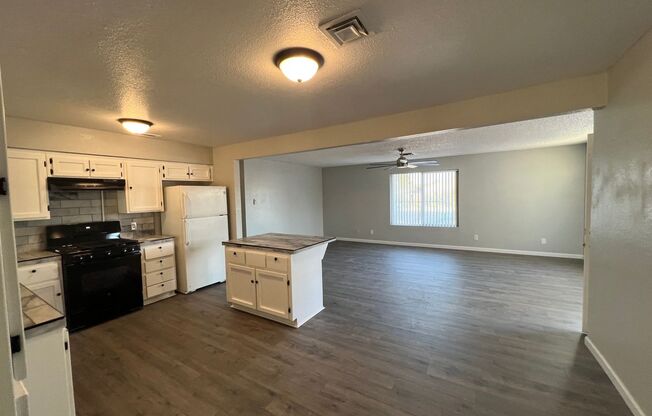 3 beds, 2 baths, $1,675