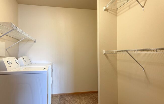 2 beds, 2 baths, 1,325 sqft, $1,560, Unit ML 550-02