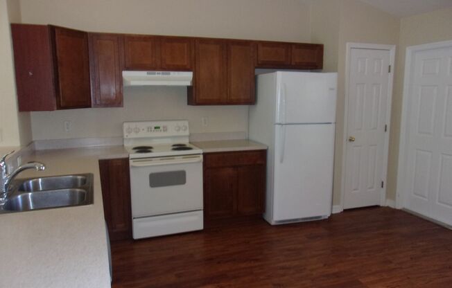 3 beds, 2 baths, $1,765