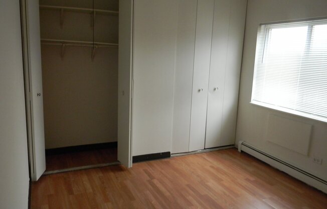 311 HAWTHORNE CIR