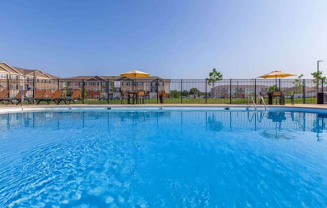 Scenic Station Apartments Pool