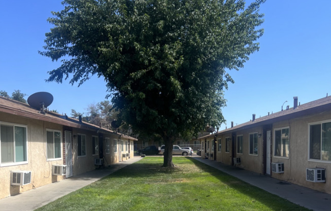 Move-In Special $595 On Approved Credit! 1 & 2 Bd, 1 Ba Adelanto Apartment Home!