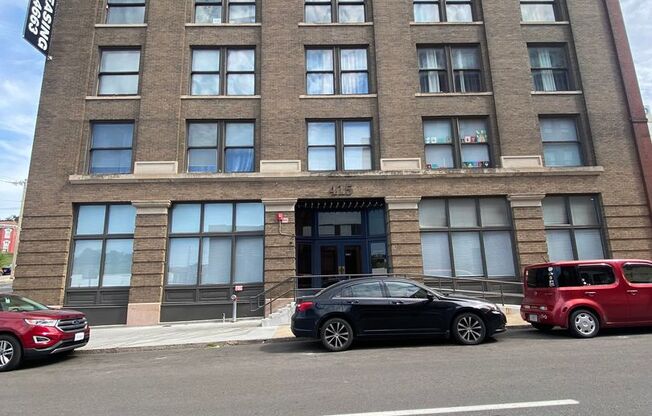 2 beds, 1 bath, 1,000 sqft, $1,265, Unit 101