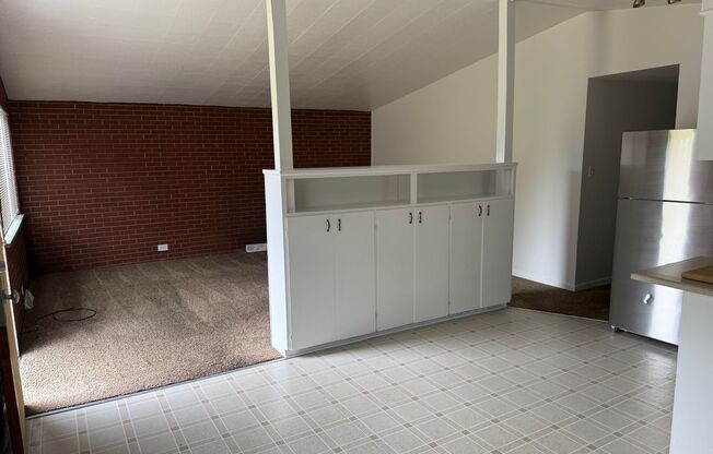 Spacious 2 Bedroom Lakewood Duplex
