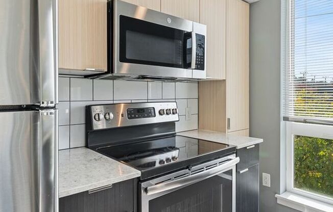 1 bed, 1 bath, 653 sqft, $1,950, Unit 302