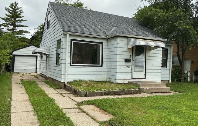 Nice 3 Bedroom Single Family Home w/ off street parking.