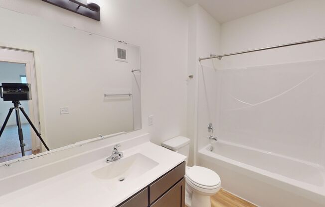 1 bed, 1 bath, 815 sqft, $1,115, Unit 7950-2109 ADA
