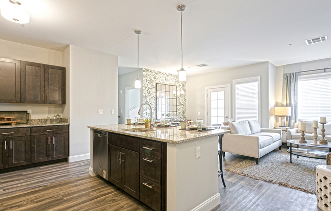 1 bed, 1 bath, 775 sqft, $2,295, Unit 2011