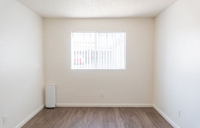 1 bed, 1 bath, 650 sqft, $1,800, Unit 1340-11