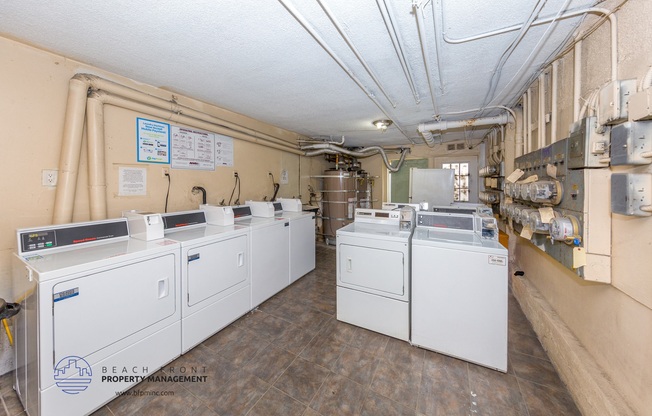 Welcome to 722 S. St. Andrews Pl.