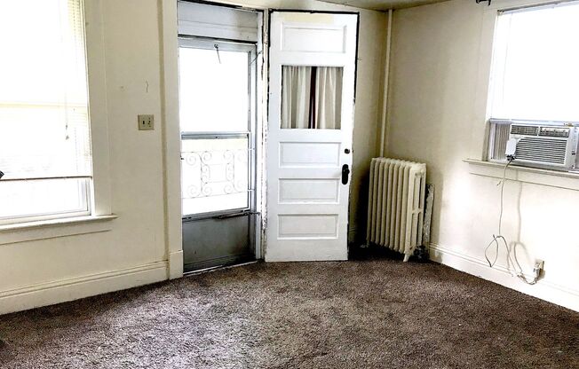 1 bed, 1 bath, 700 sqft, $765, Unit 3010-03