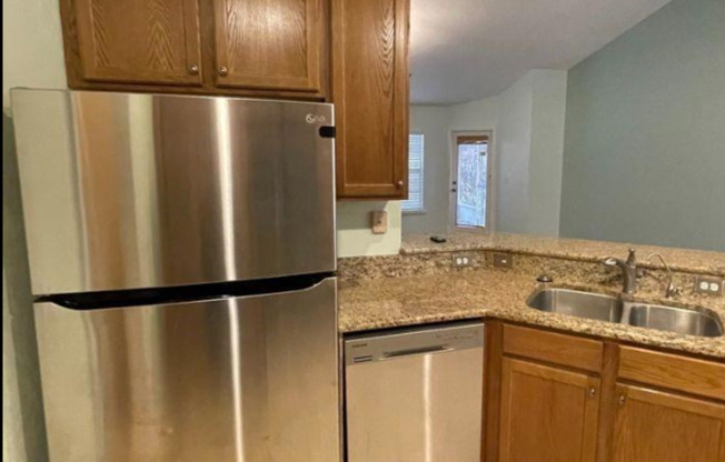 Beautiful 3/2 Home in Longleaf Available Now!