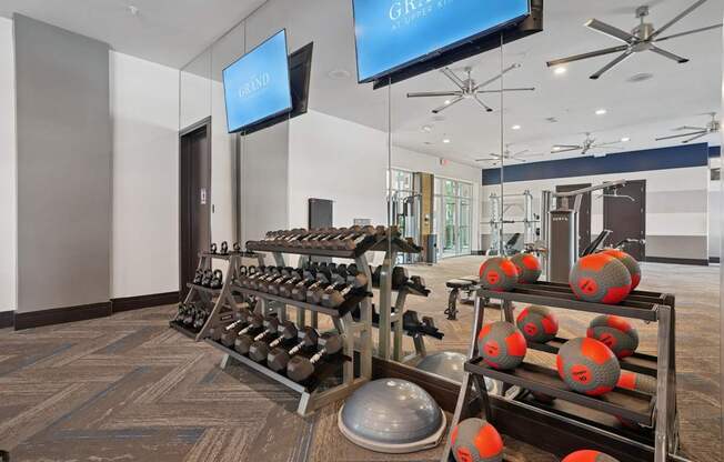 The Grand Upper Kirby Apartments in Houston, TX Fitness Center