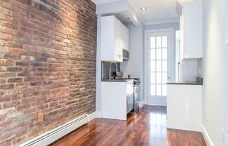 124 Ridge St