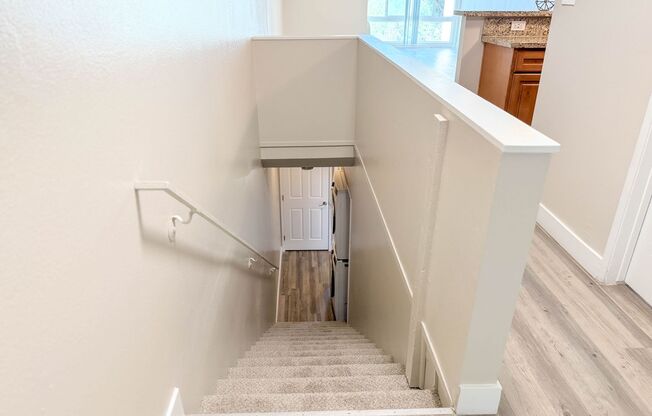 2 beds, 2 baths, 1,150 sqft, $2,800, Unit 21