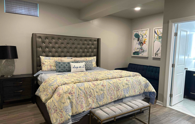 3 ROOM